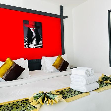 Hotel Baya Phuket Patong Exteriér fotografie