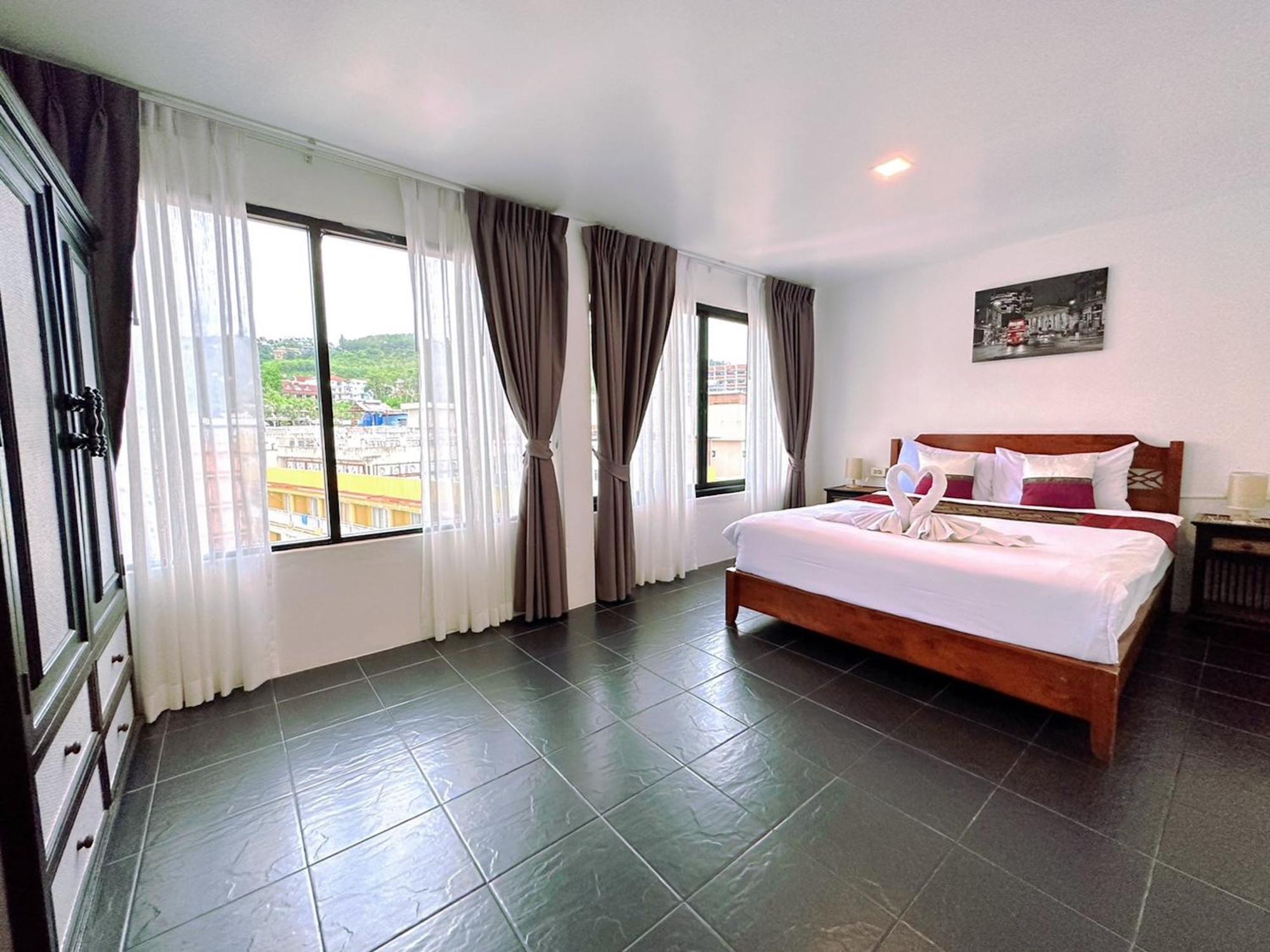 Hotel Baya Phuket Patong Pokoj fotografie