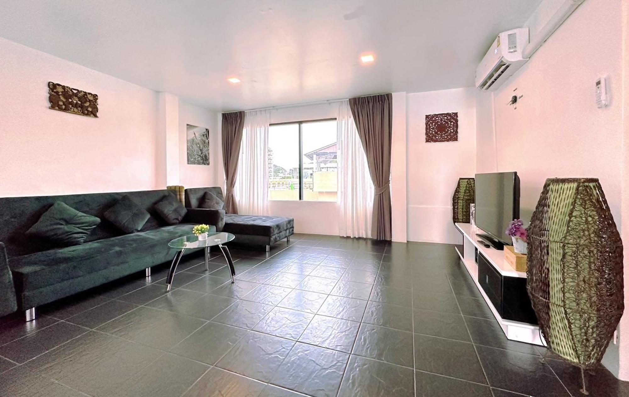 Hotel Baya Phuket Patong Pokoj fotografie