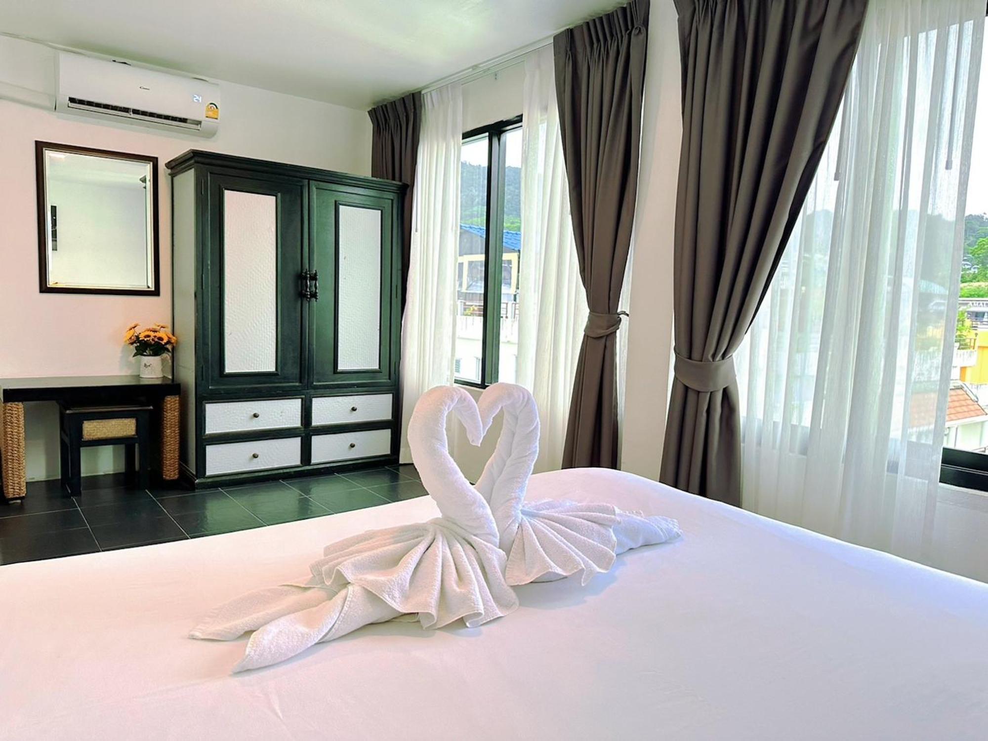 Hotel Baya Phuket Patong Pokoj fotografie